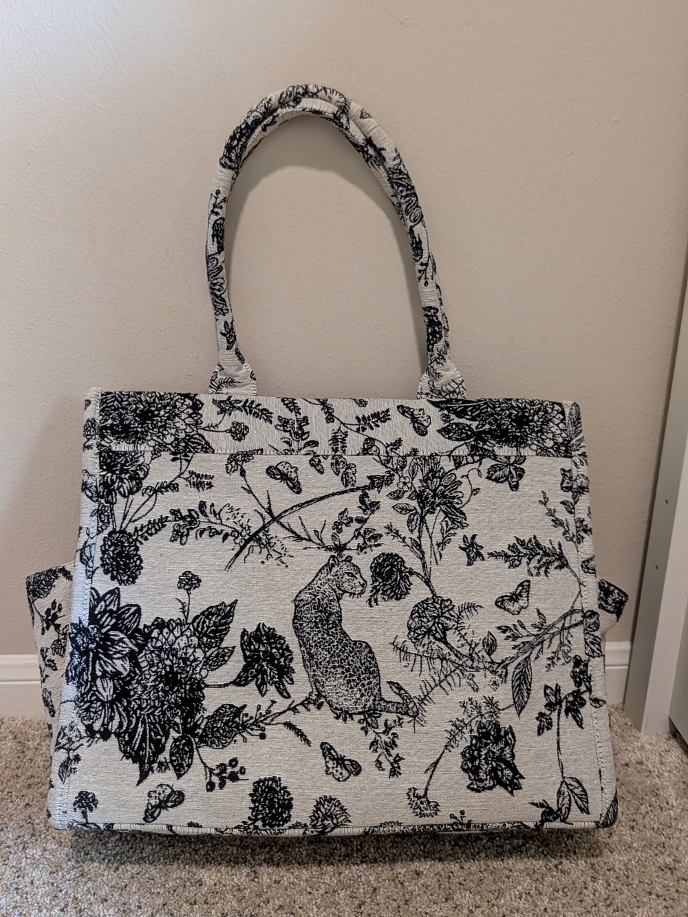 a new day Black & White Botanical and Animal Print Tote
